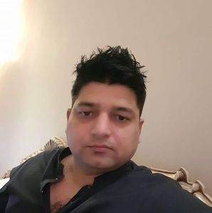 Meet your Posher, Asif